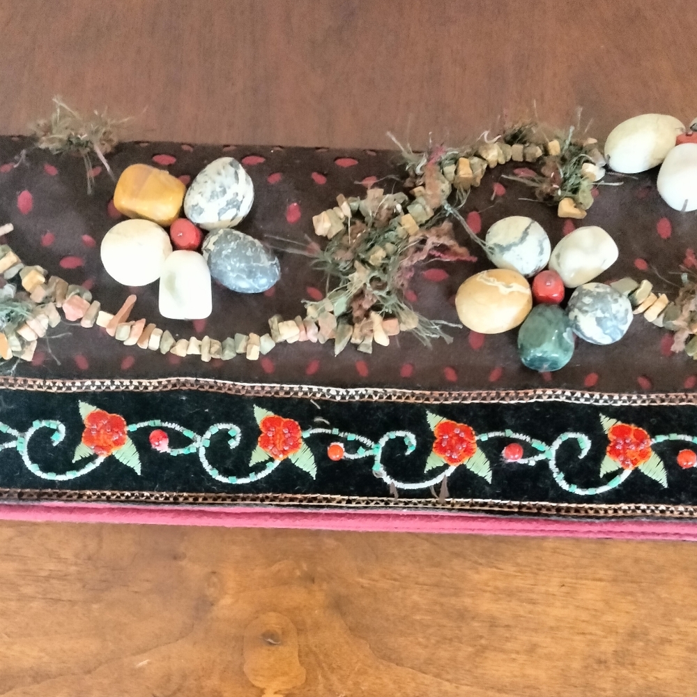 Mary Frances purse